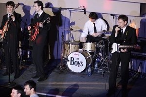 090418 The Boys @ Integral