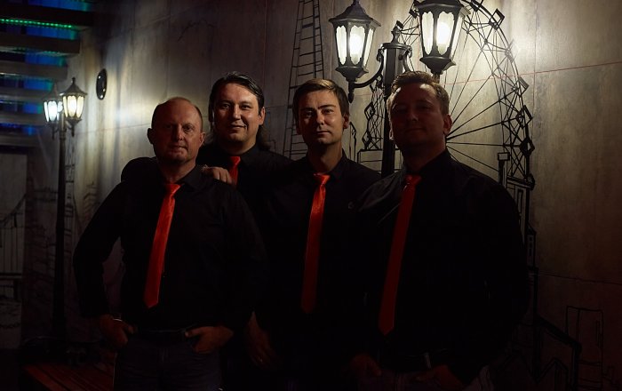 Доме Винтажной Музыки. Трибьют-бит-квартет «Не Секрет» Доме Винтажной Музыки. Трибьют-бит-квартет «Не Секрет»